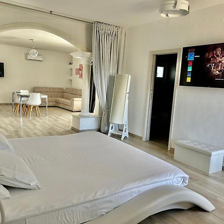 Guest House - La Bella Vita Орозей Екстер'єр фото